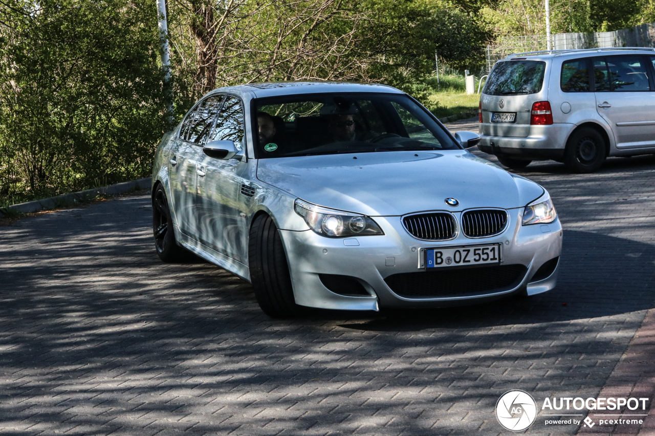 BMW M5 E60 2005