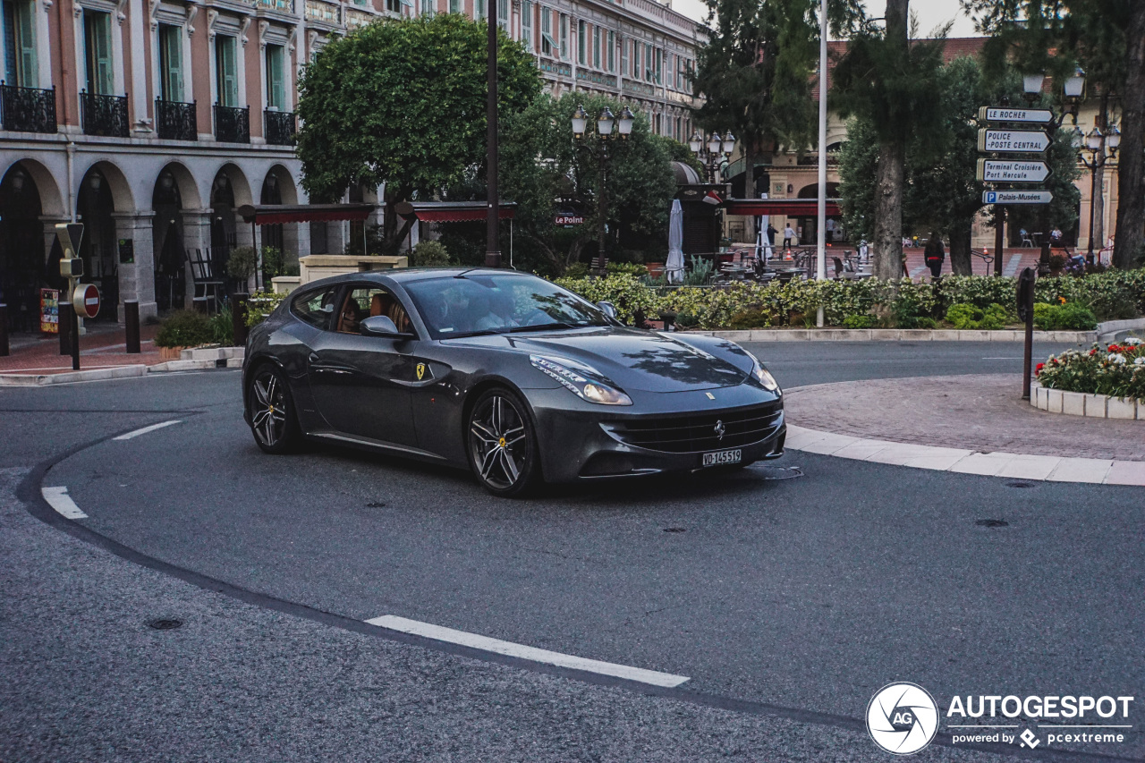 Ferrari FF