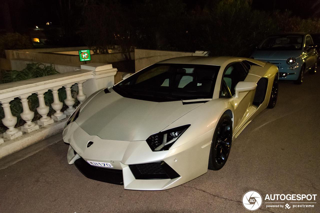 Lamborghini Aventador LP700-4