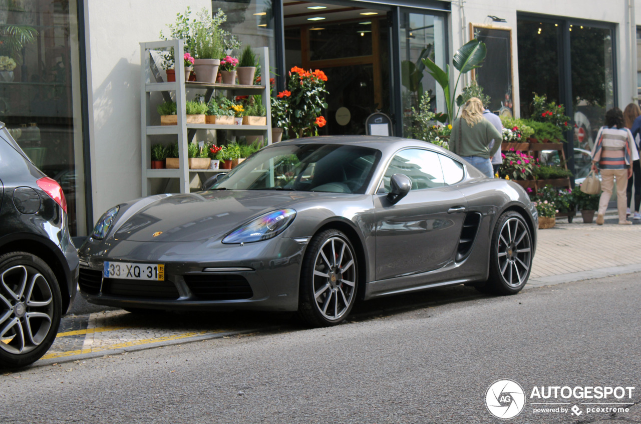 Porsche 718 Cayman S