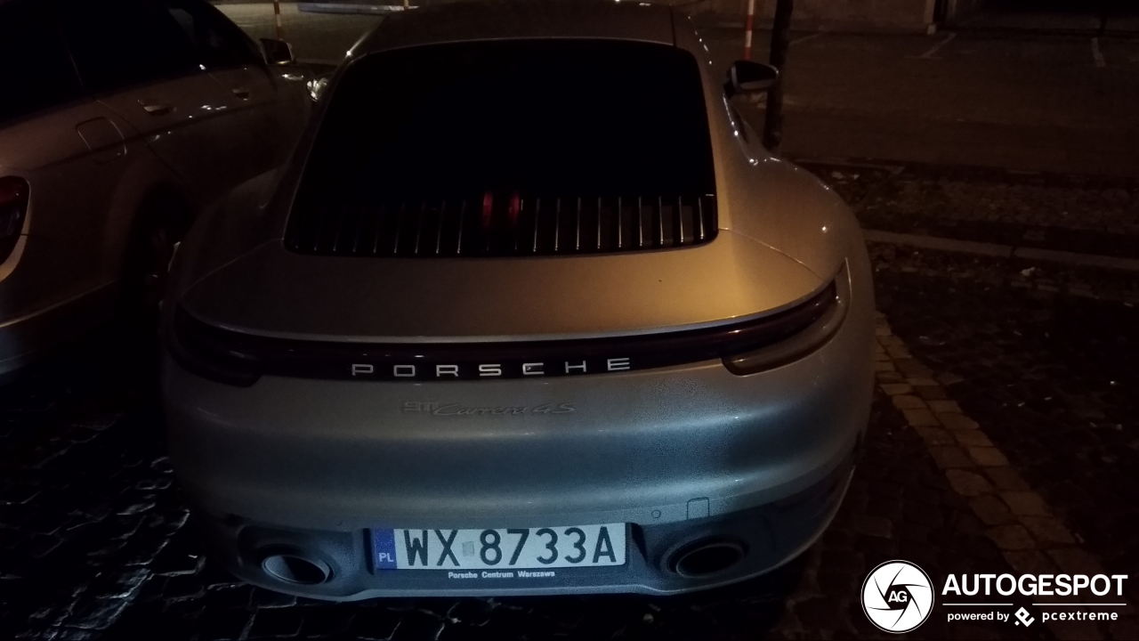 Porsche 992 Carrera 4S