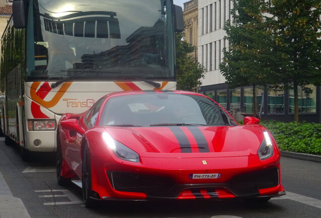 Ferrari 488 Pista