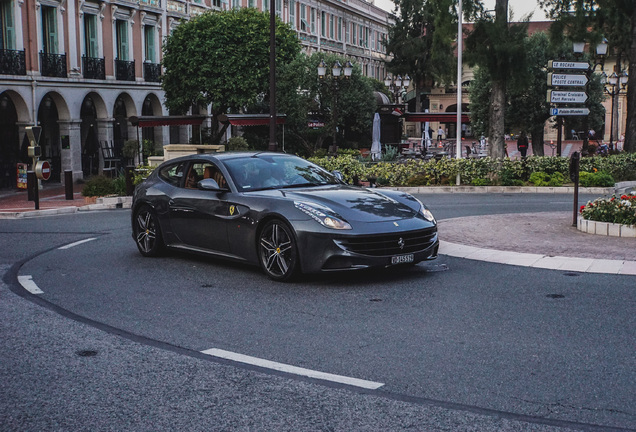 Ferrari FF