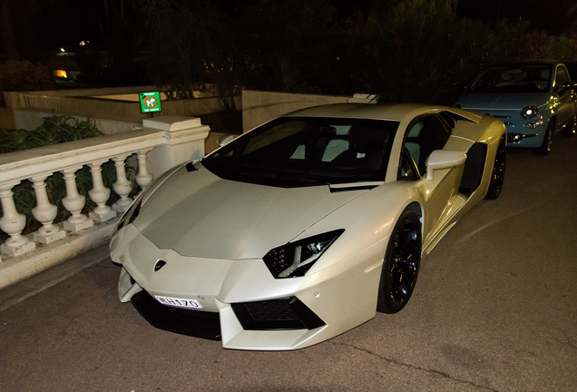 Lamborghini Aventador LP700-4