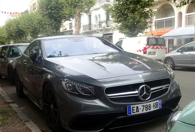 Mercedes-AMG S 63 Coupé C217