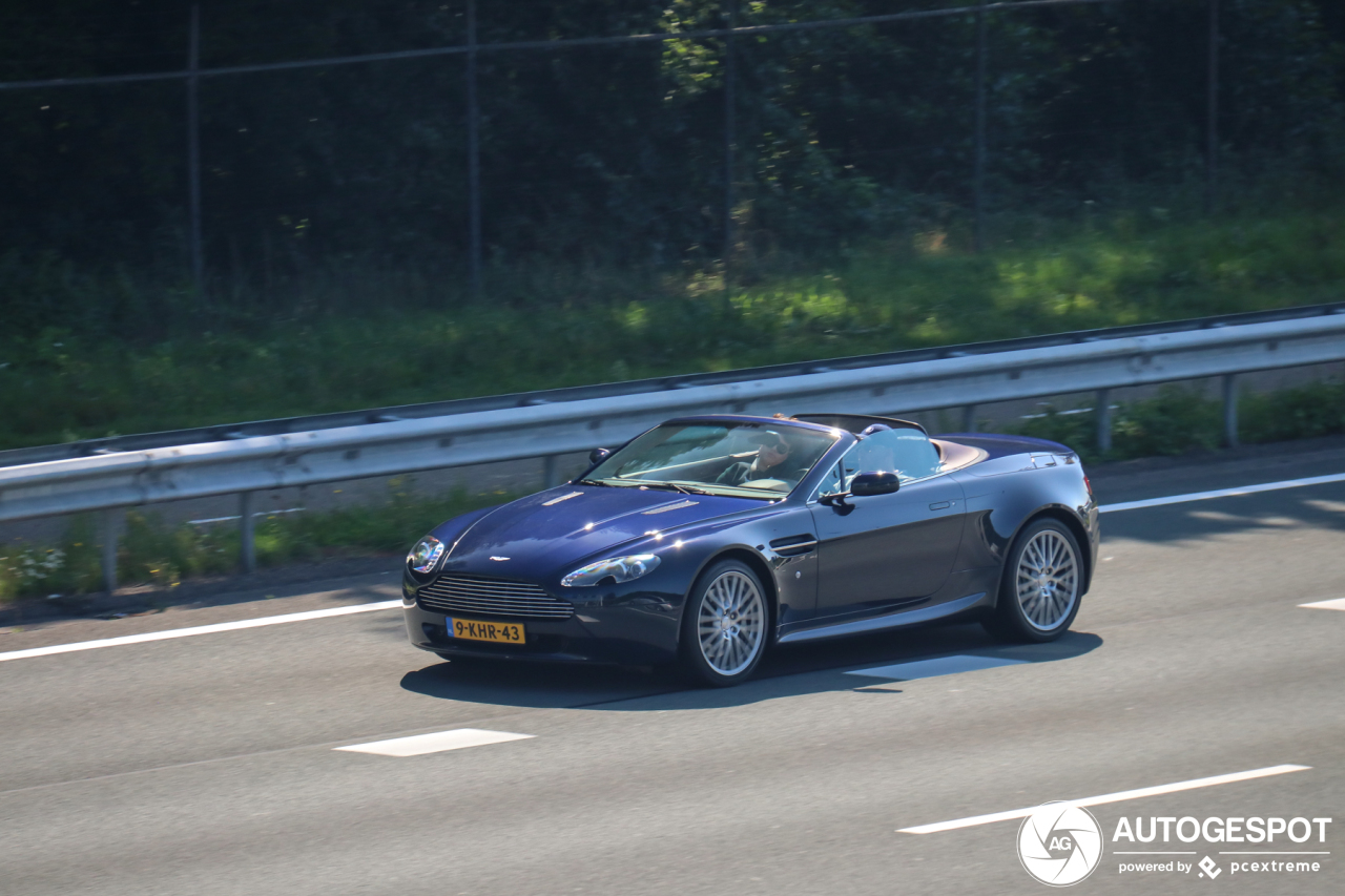 Aston Martin V8 Vantage Roadster