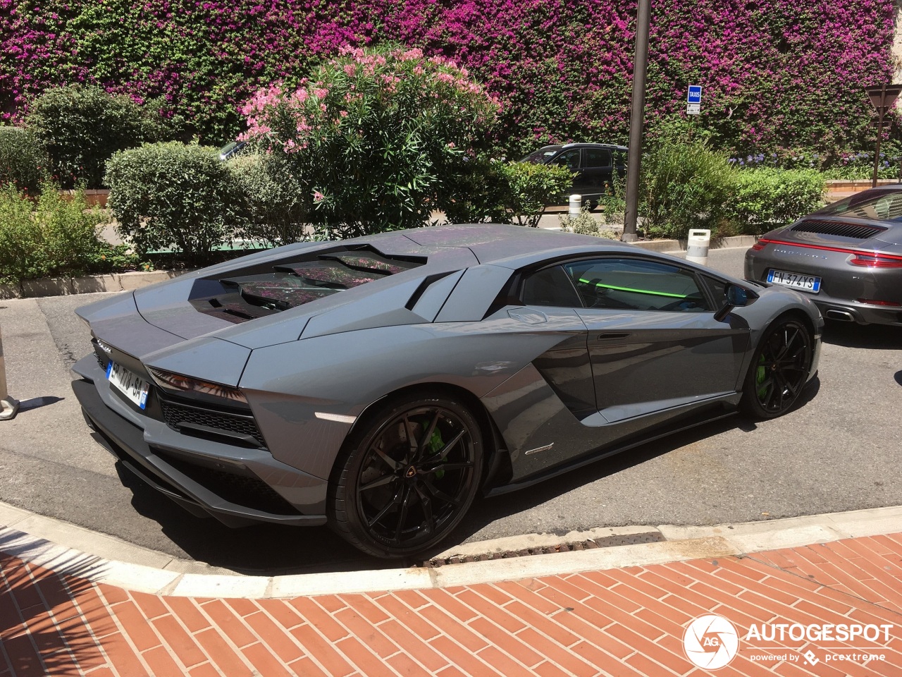 Lamborghini Aventador S LP740-4