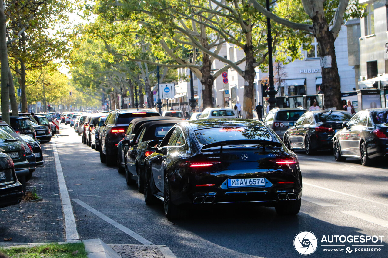 Mercedes-AMG GT 63 S X290