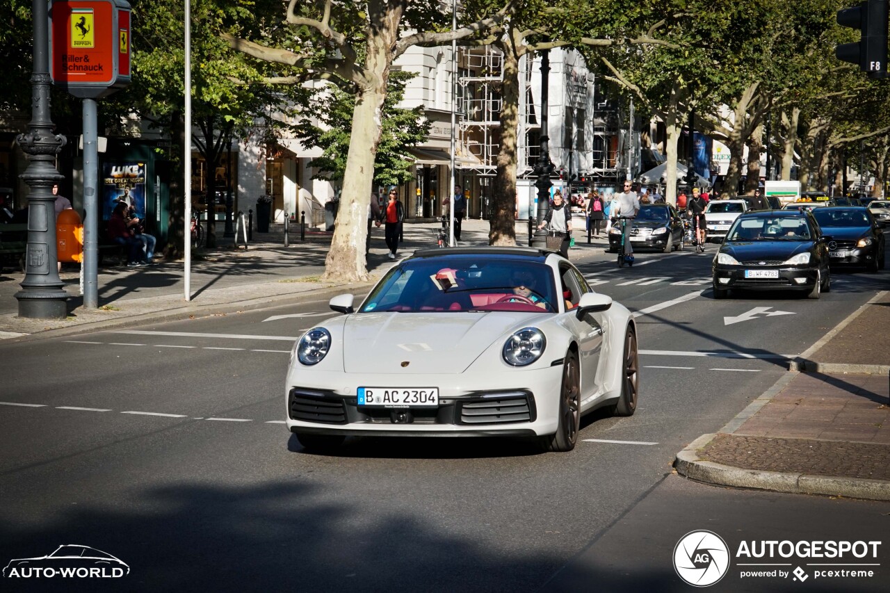 Porsche 992 Carrera S