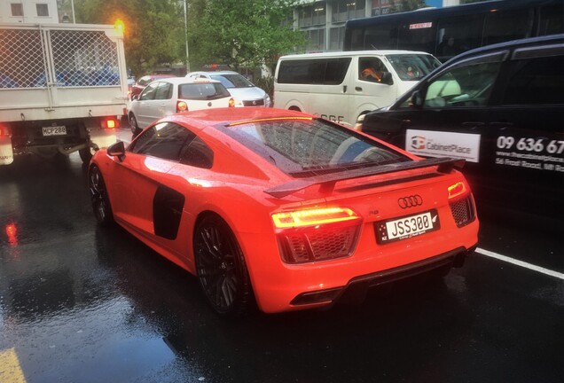 Audi R8 V10 Plus 2015