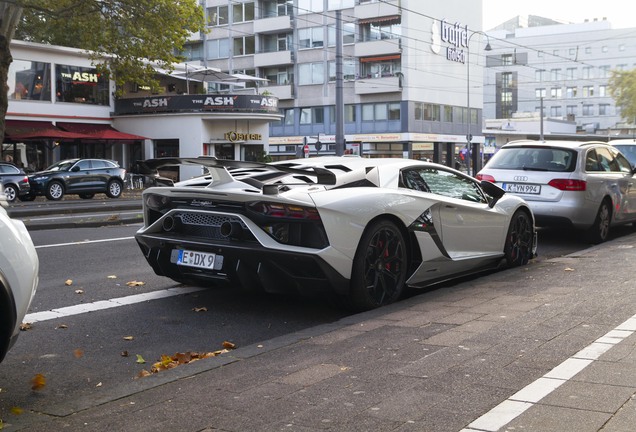 Lamborghini Aventador LP770-4 SVJ