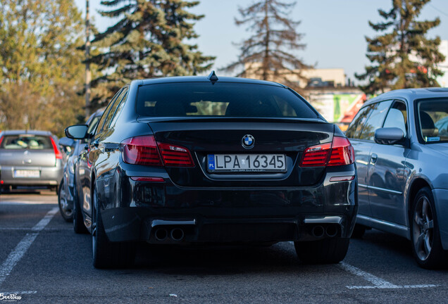 BMW M5 F10 2011