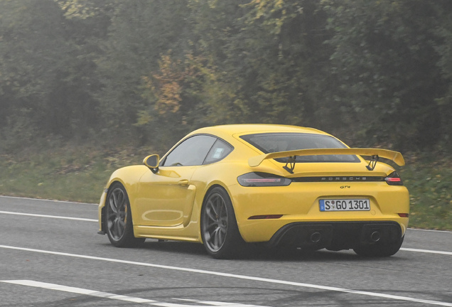 Porsche 718 Cayman GT4