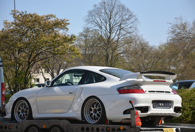 Porsche 996 GT2