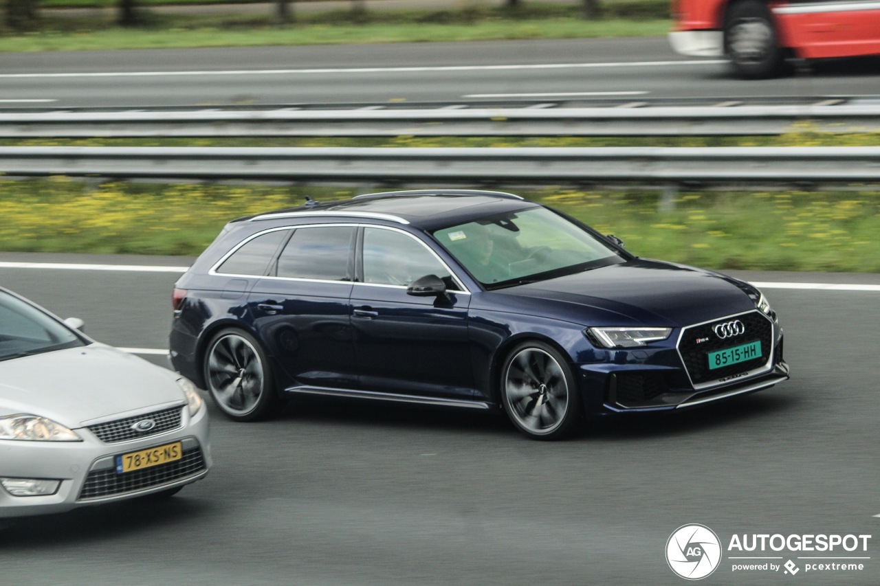 Audi RS4 Avant B9