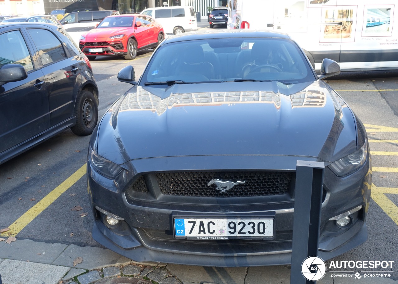 Ford Mustang GT 2015