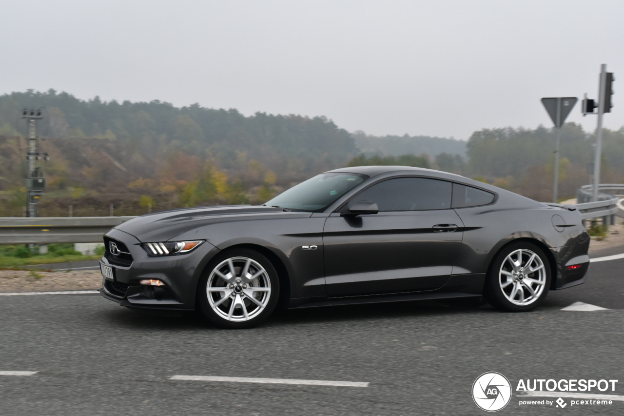 Ford Mustang GT 50th Anniversary Edition