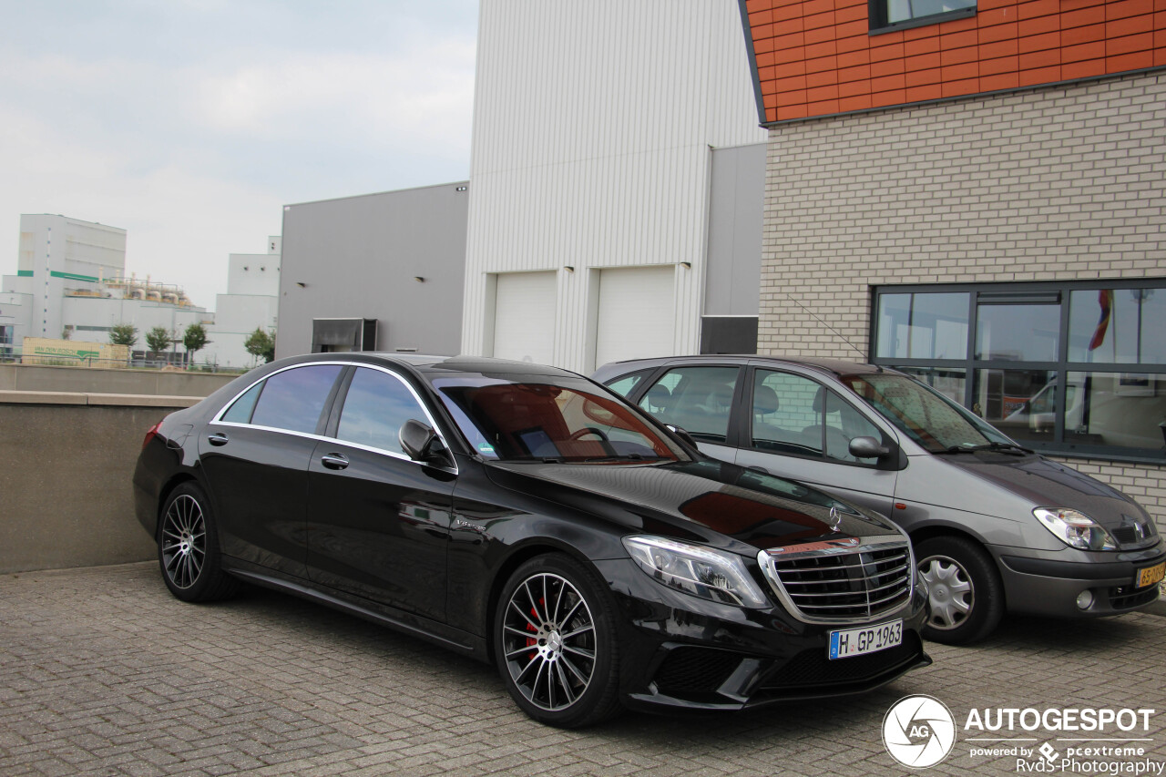 Mercedes-Benz S 63 AMG V222