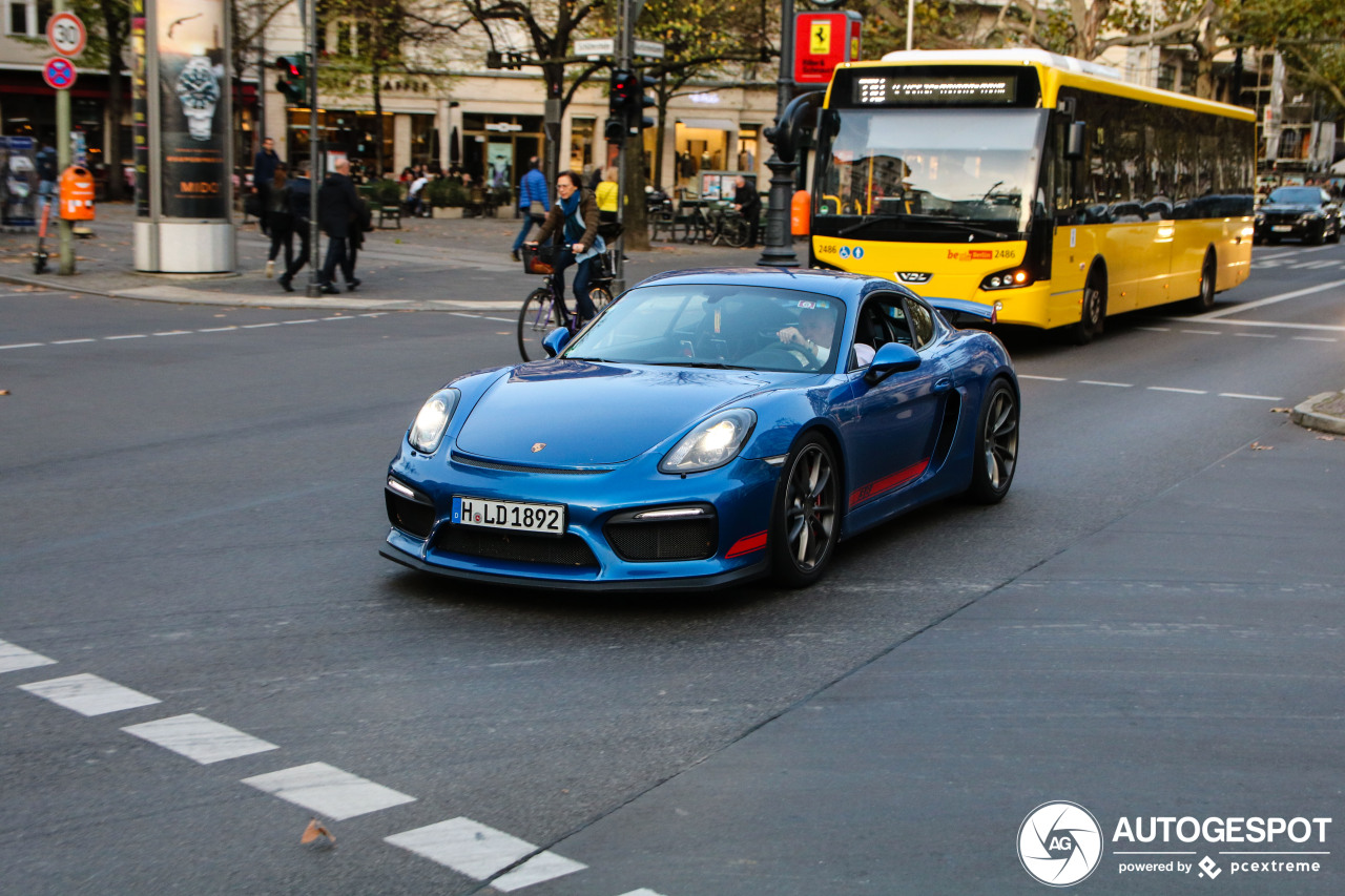 Porsche 981 Cayman GT4