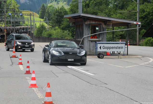 Aston Martin DB11