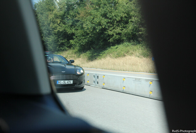 Aston Martin DB9 Volante