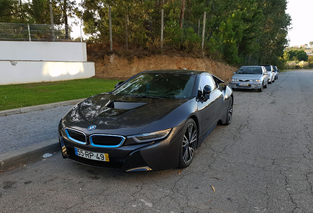 BMW i8