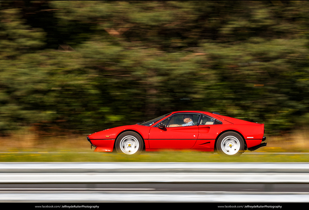 Ferrari 208 GTB Turbo