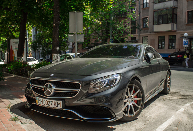 Mercedes-AMG S 63 Coupé C217