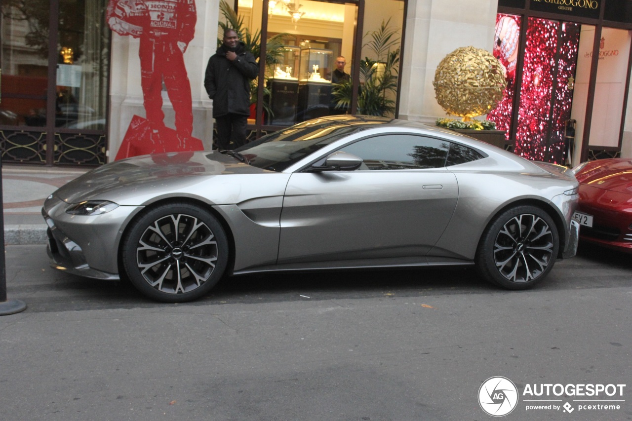 Aston Martin V8 Vantage 2018