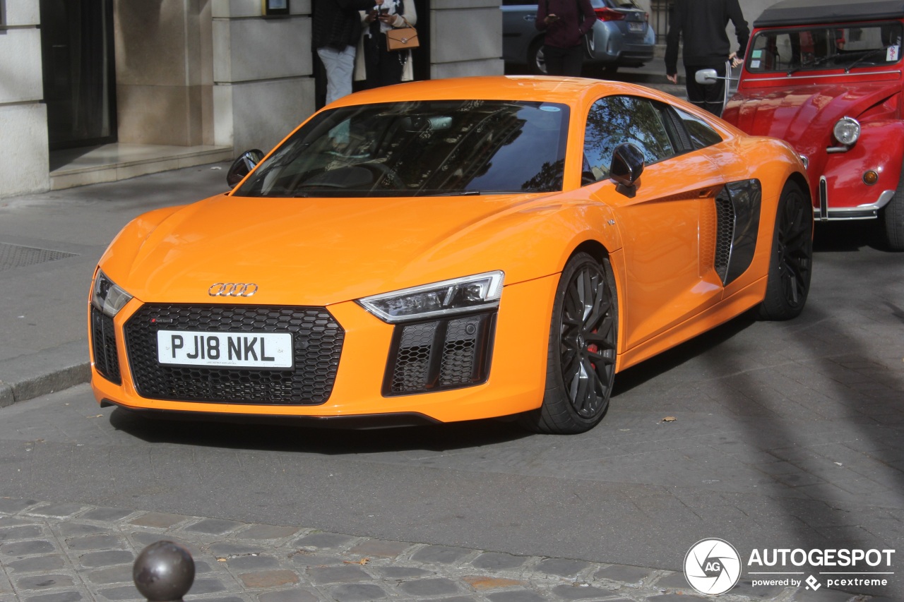 Audi R8 V10 2015