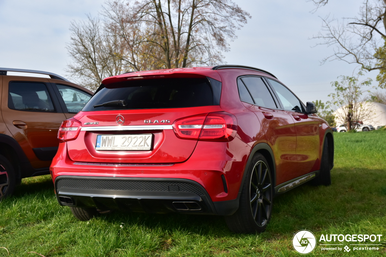 Mercedes-AMG GLA 45 X156