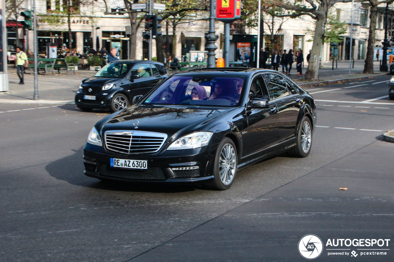 Mercedes-Benz S 63 AMG W221 2010