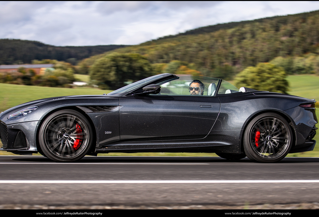 Aston Martin DBS Superleggera Volante