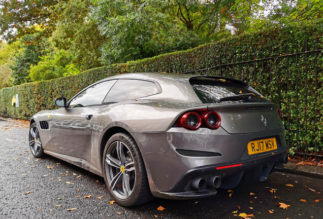 Ferrari GTC4Lusso