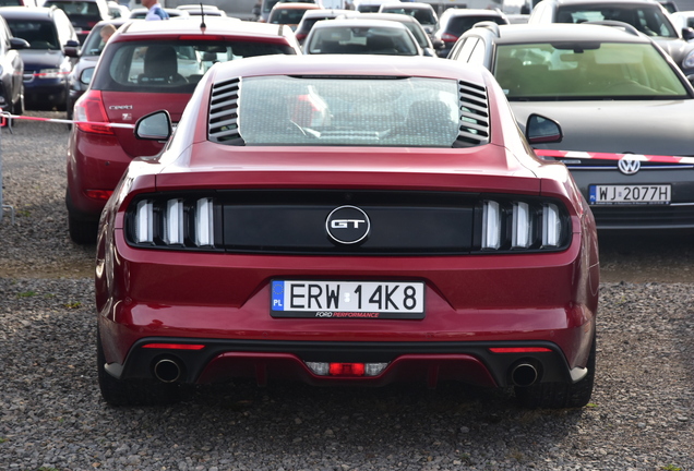 Ford Mustang GT 2015