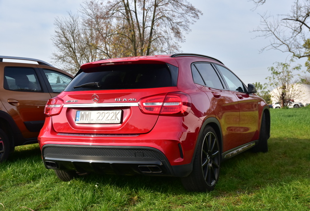 Mercedes-AMG GLA 45 X156