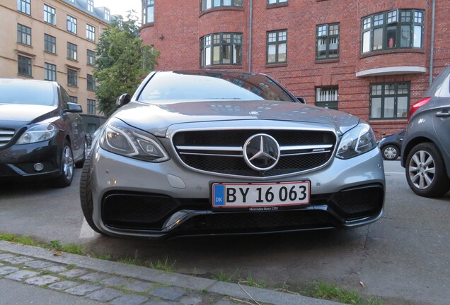 Mercedes-Benz E 63 AMG S W212