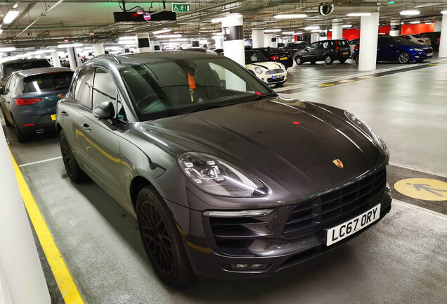 Porsche 95B Macan GTS