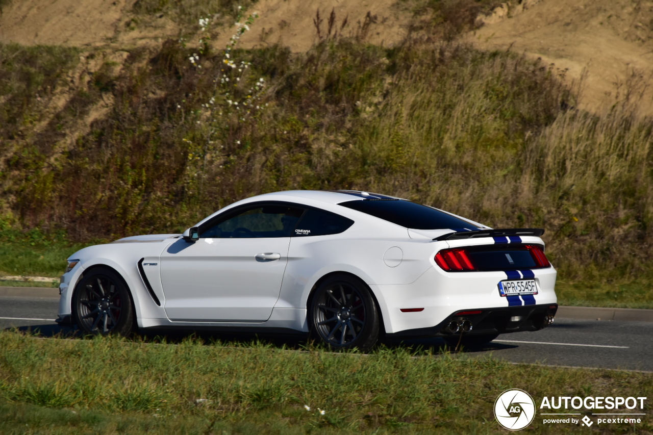 Ford Mustang Shelby GT350 2015