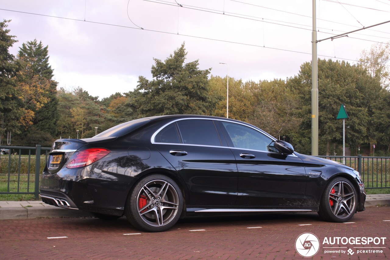 Mercedes-AMG C 63 S W205