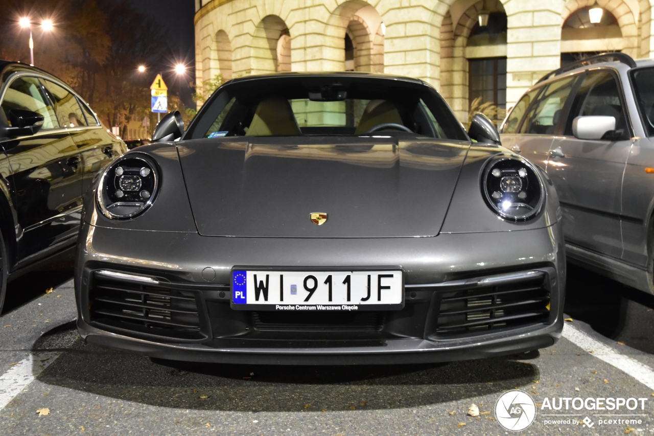 Porsche 992 Carrera 4S