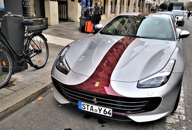 Ferrari GTC4Lusso T