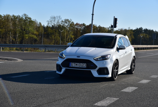 Ford Focus RS 2015