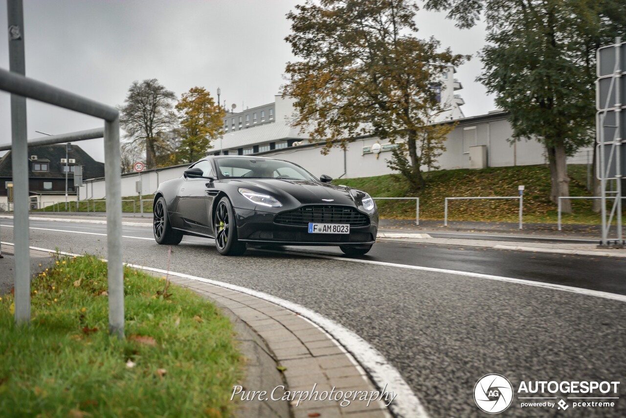 Aston Martin DB11 AMR