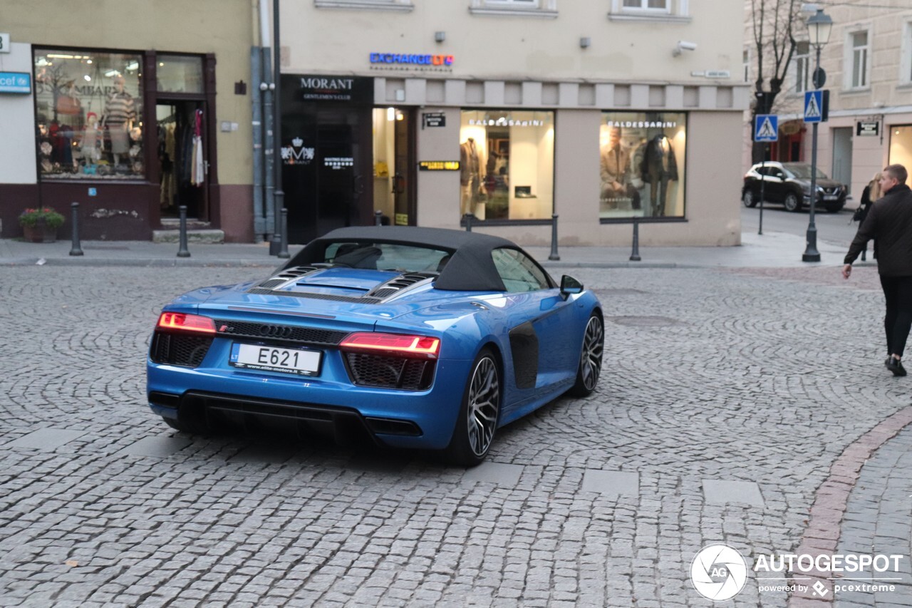 Audi R8 V10 Spyder 2016