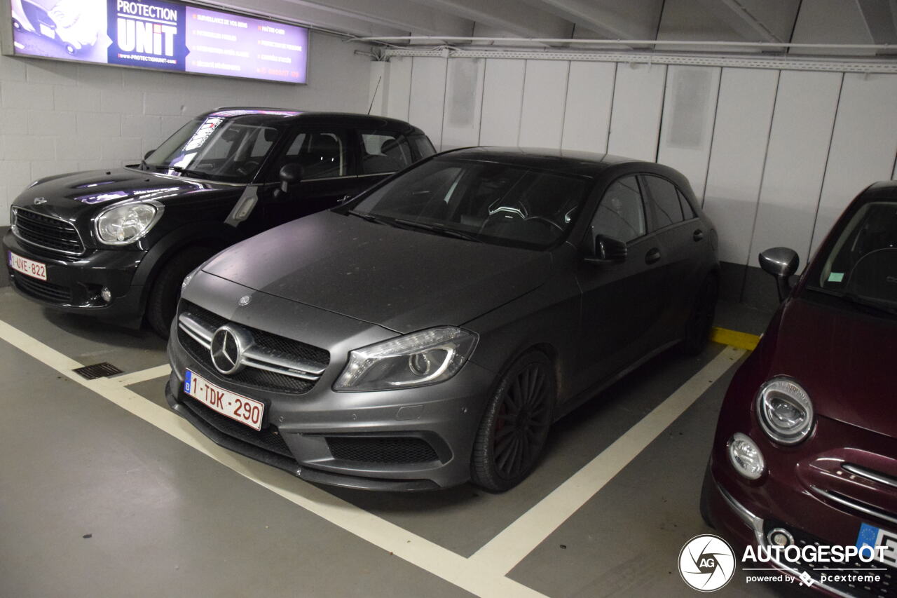 Mercedes-Benz A 45 AMG