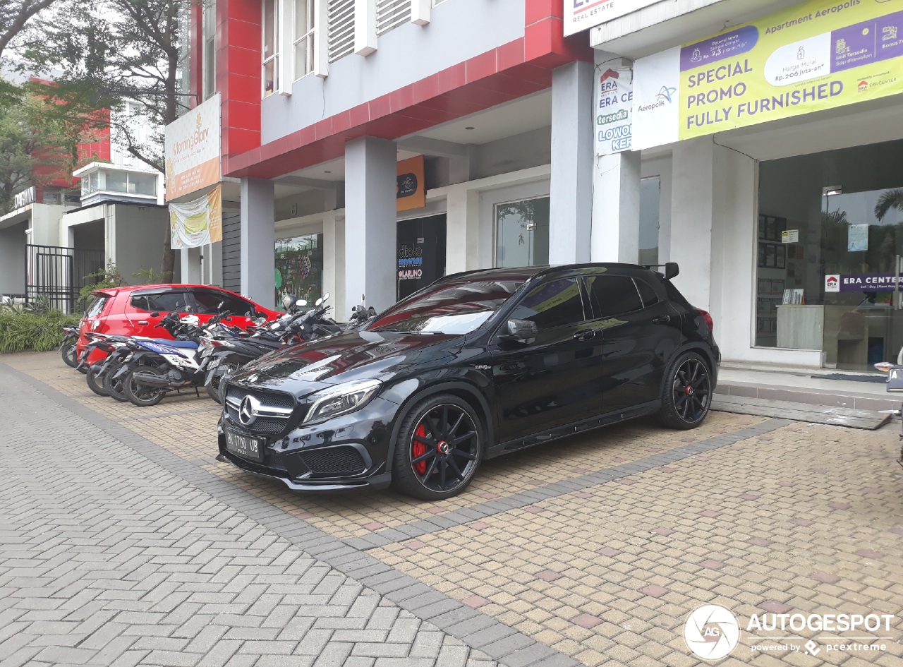 Mercedes-Benz GLA 45 AMG X156