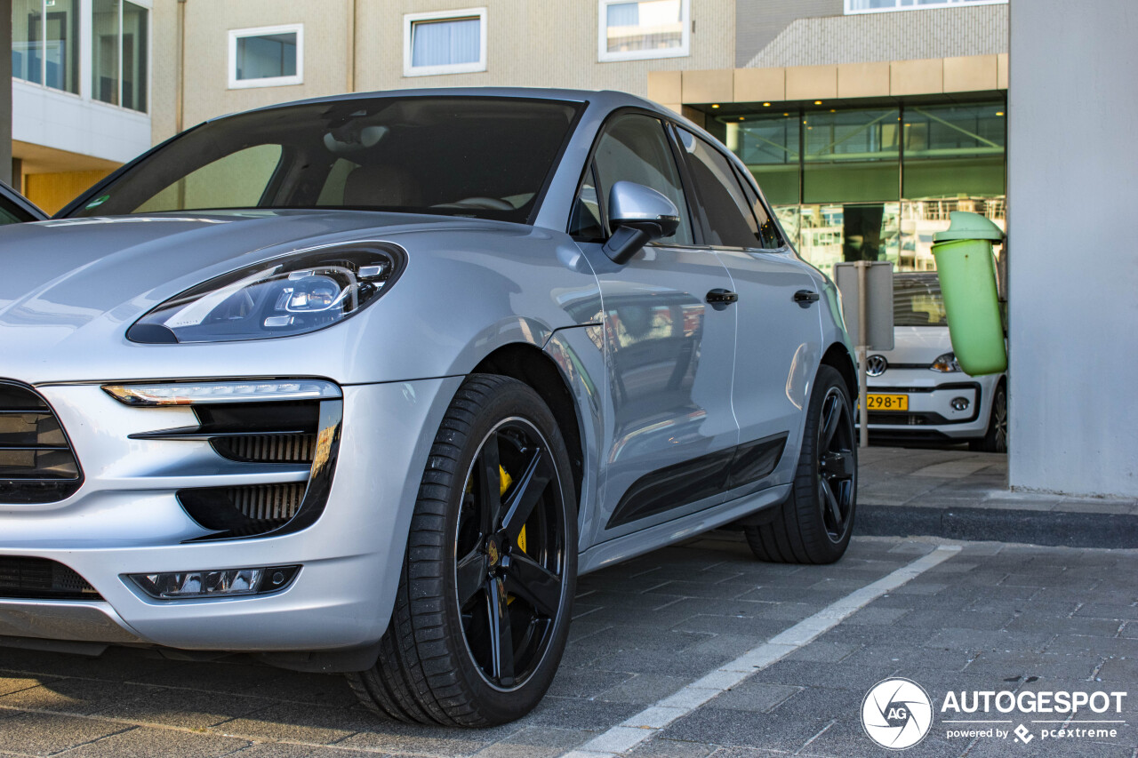 Porsche 95B Macan GTS