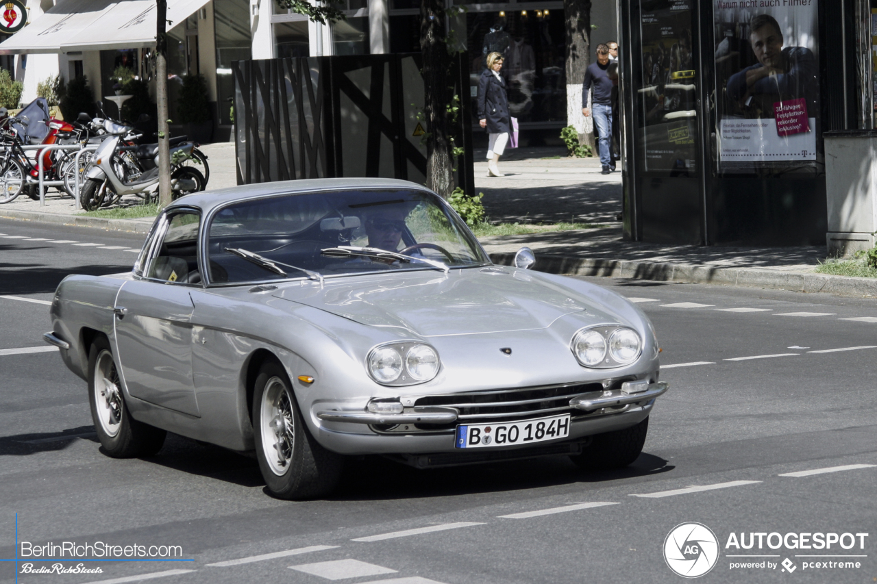 Lamborghini 400 GT 2+2