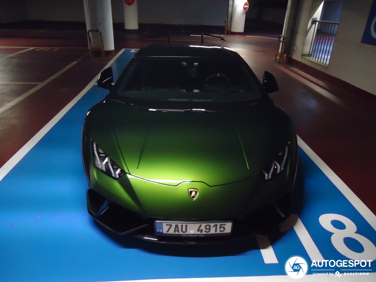 Lamborghini Huracán LP640-4 Performante